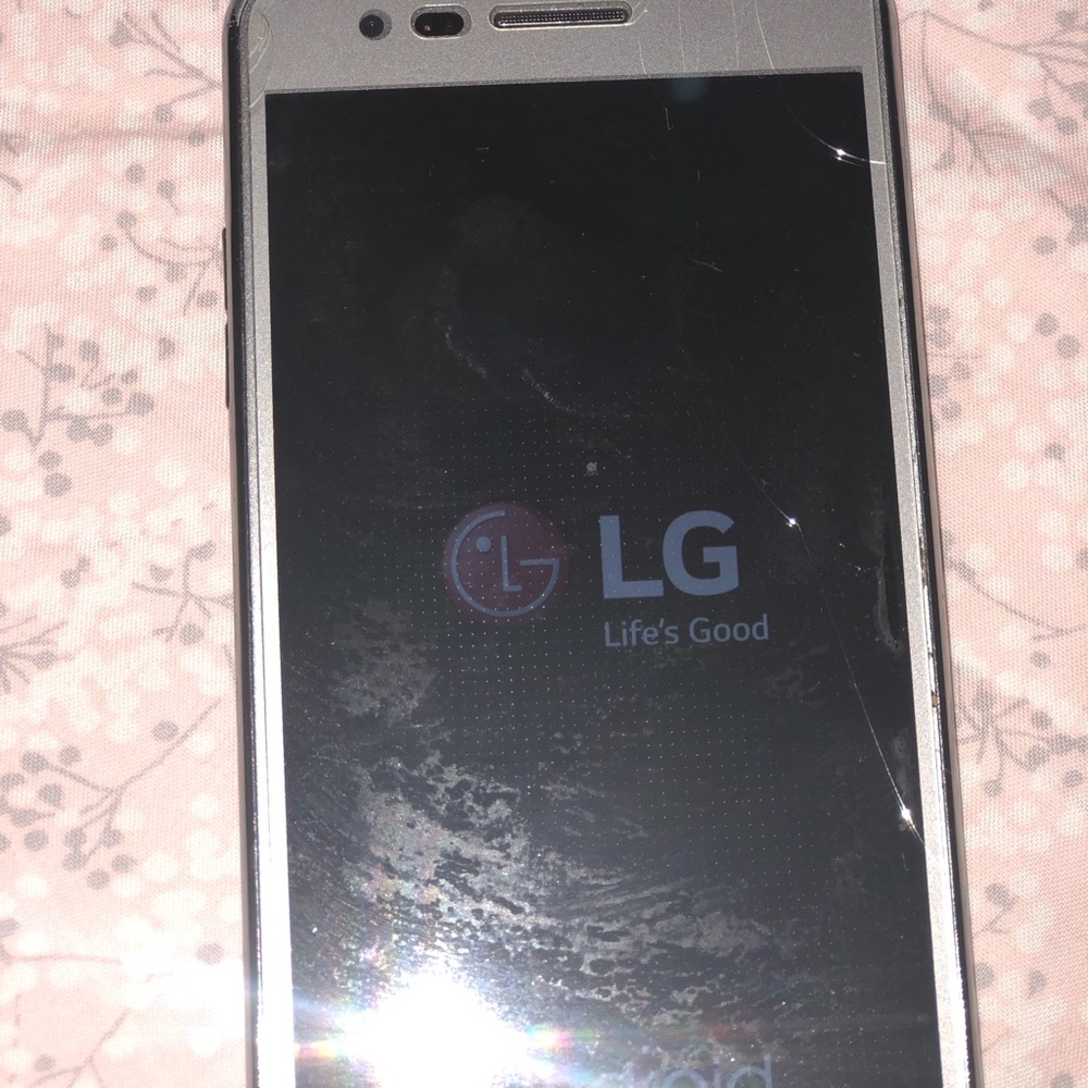 Lg L8 - Picture 2 of 4